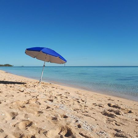 נסאו Private And Peaceful Cottage At The Beach מראה חיצוני תמונה